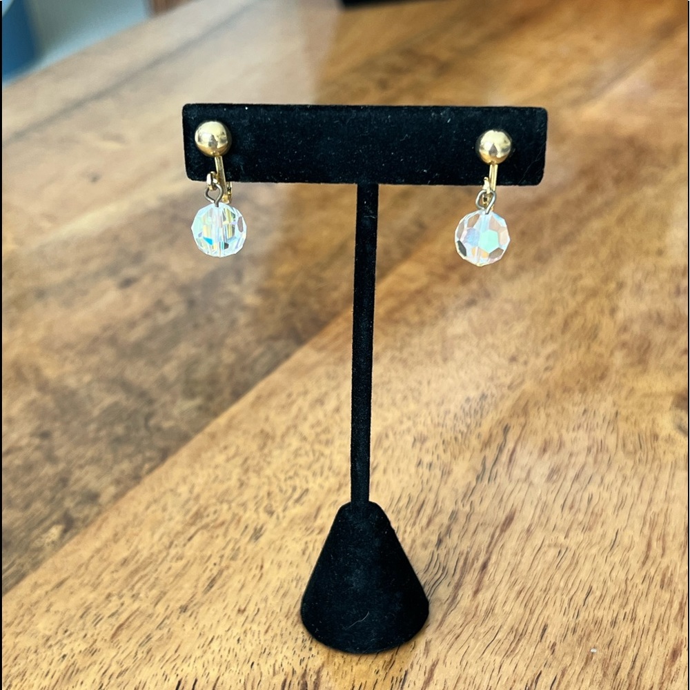 VTG Aurora Borealis Crystal Clip On Earrings Gold Tone